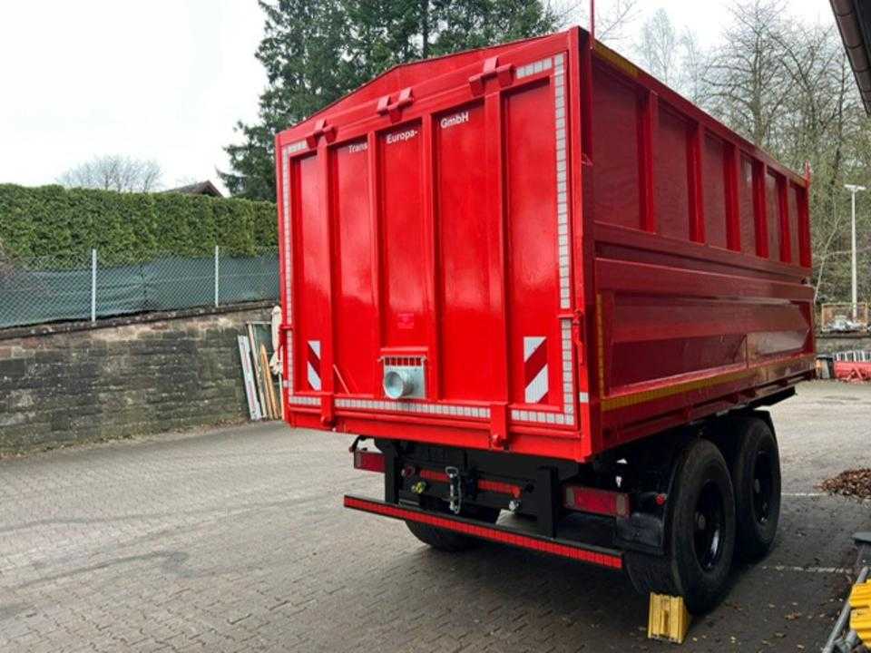 Dreiseitenkippanhänger
