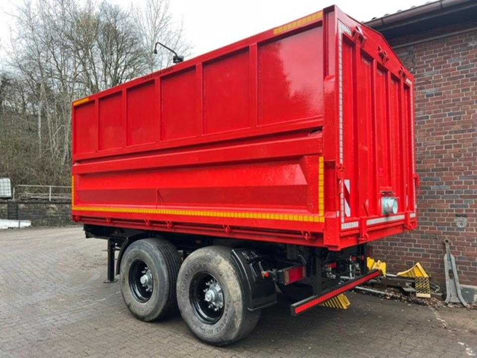 Dreiseitenkippanhänger